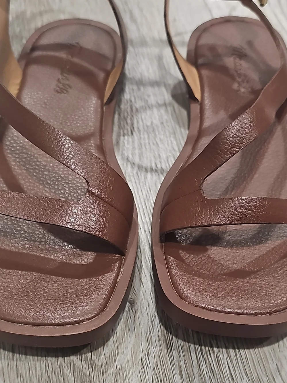 Madewell Brown Leather Strappy Ankle Flat Sandals - Picture 3 of 9